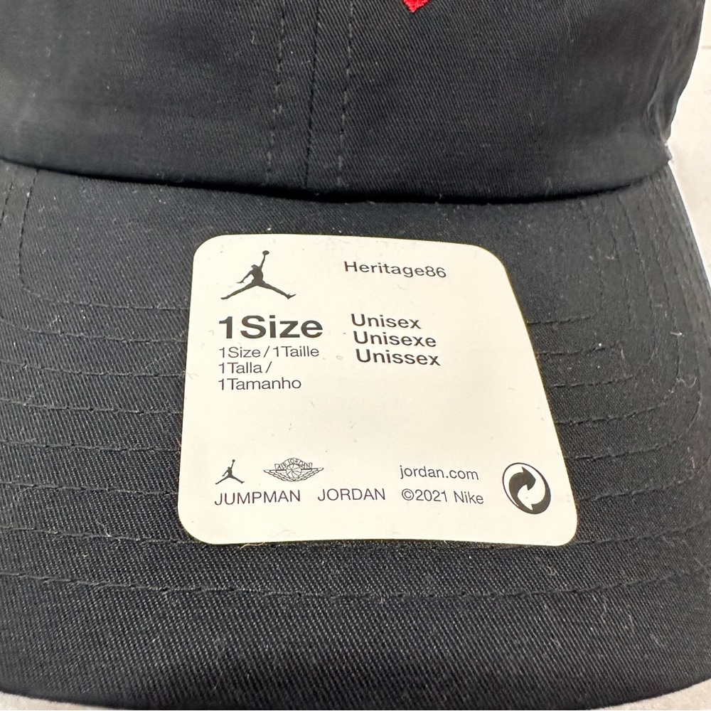 Jordan Black and Red Jumpman Hat - Picture 5 of 10